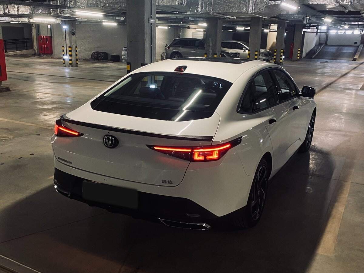 Changan Lamore б/у, 2023, Роботизированная. Фото: #4