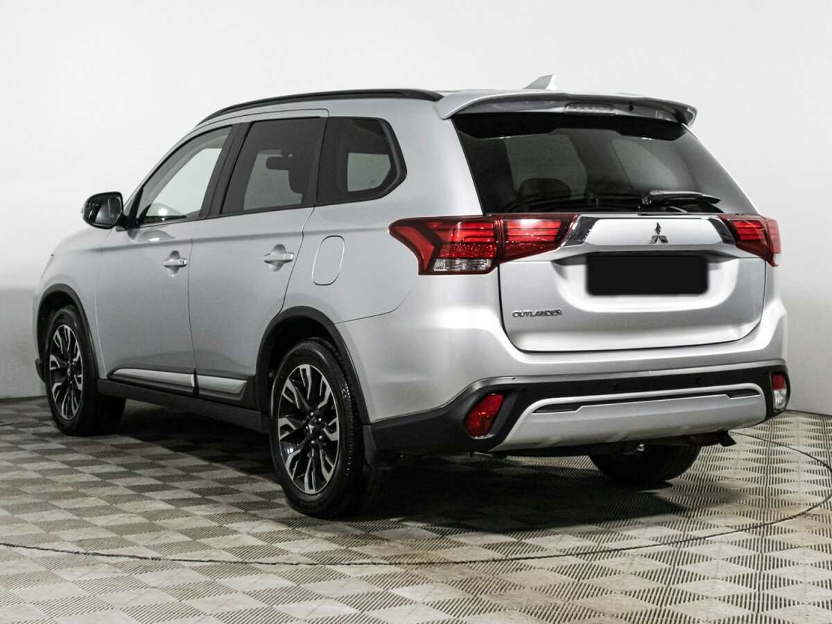 Mitsubishi Outlander б/у, 2022, Вариатор. Фото: #6