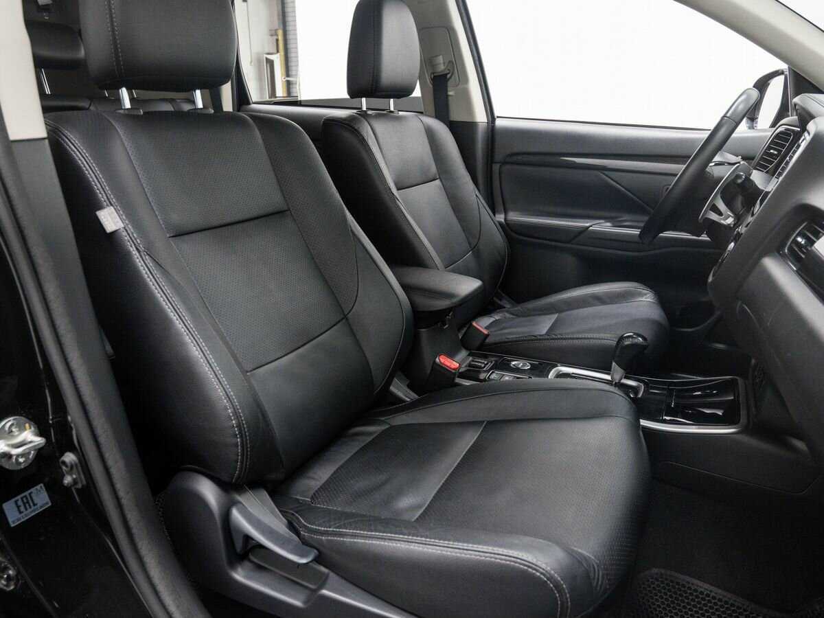 Mitsubishi Outlander б/у, 2017, Вариатор. Фото: #8