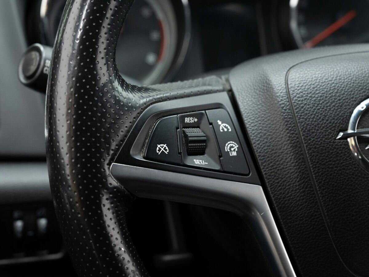 Opel Astra б/у, 2013, Механическая. Фото: #14