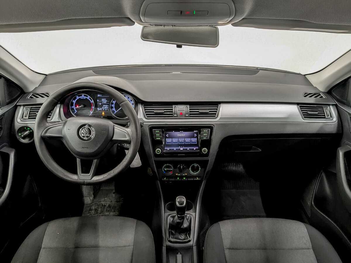 Skoda Rapid б/у, 2017, Механическая. Фото: #13