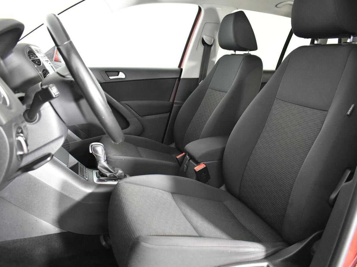 Volkswagen Tiguan б/у, 2012, Автоматическая. Фото: #7