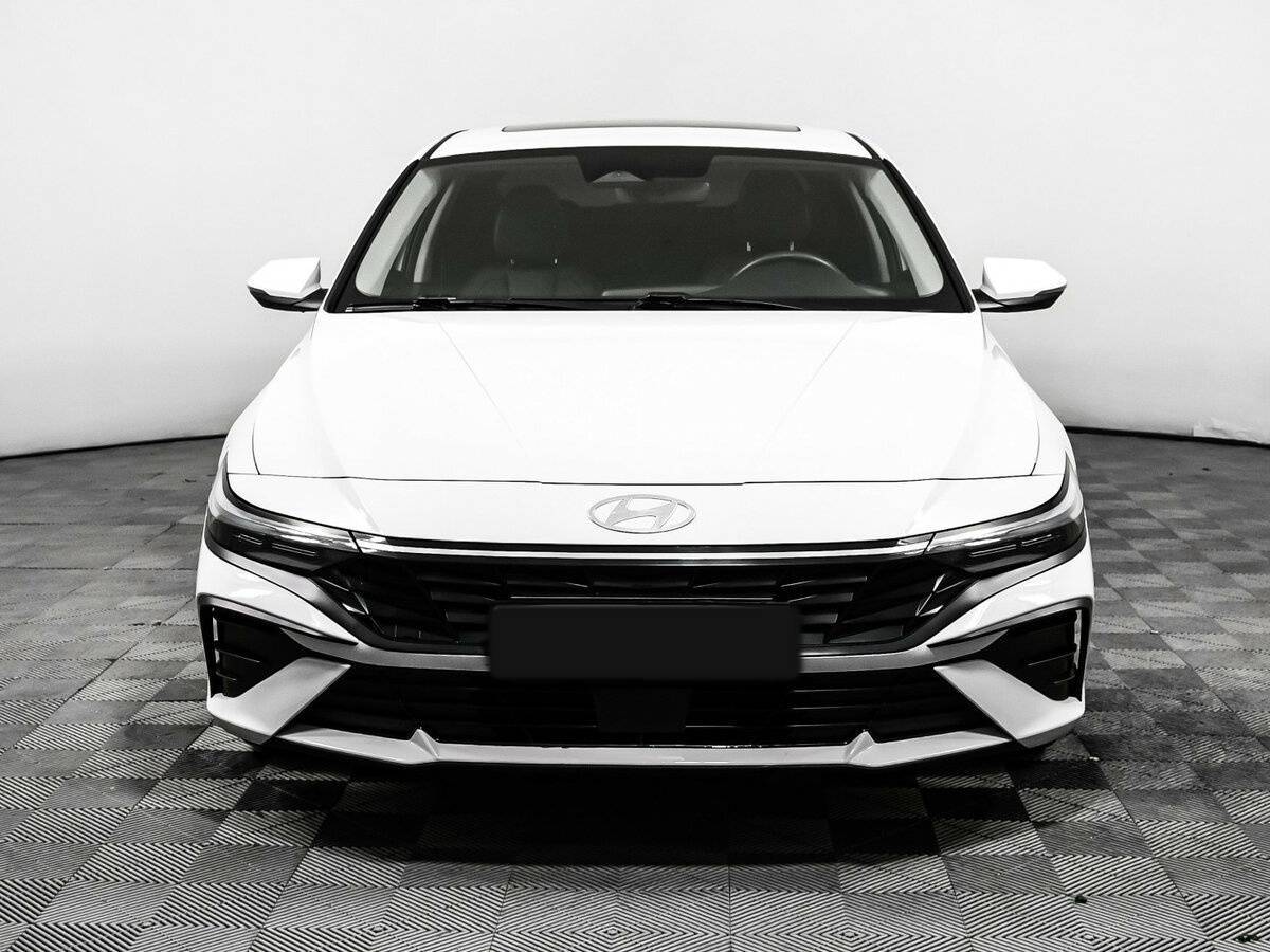 Hyundai Elantra б/у, 2023, Вариатор. Фото: #1