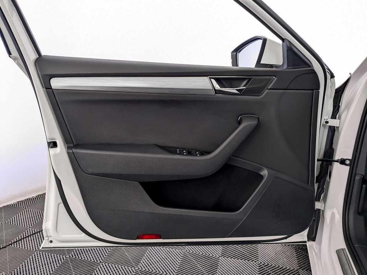 Skoda Superb б/у, 2021, Роботизированная. Фото: #13