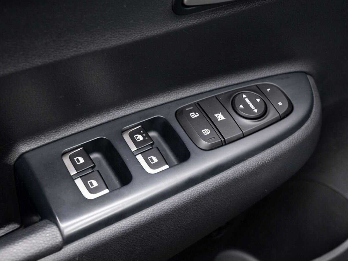 Kia Rio б/у, 2020, Механическая. Фото: #19