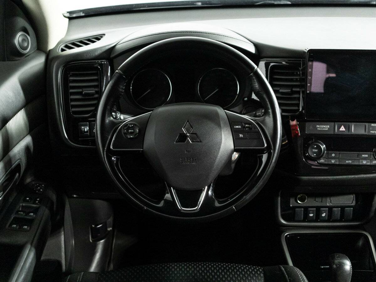 Mitsubishi Outlander б/у, 2017, Вариатор. Фото: #17