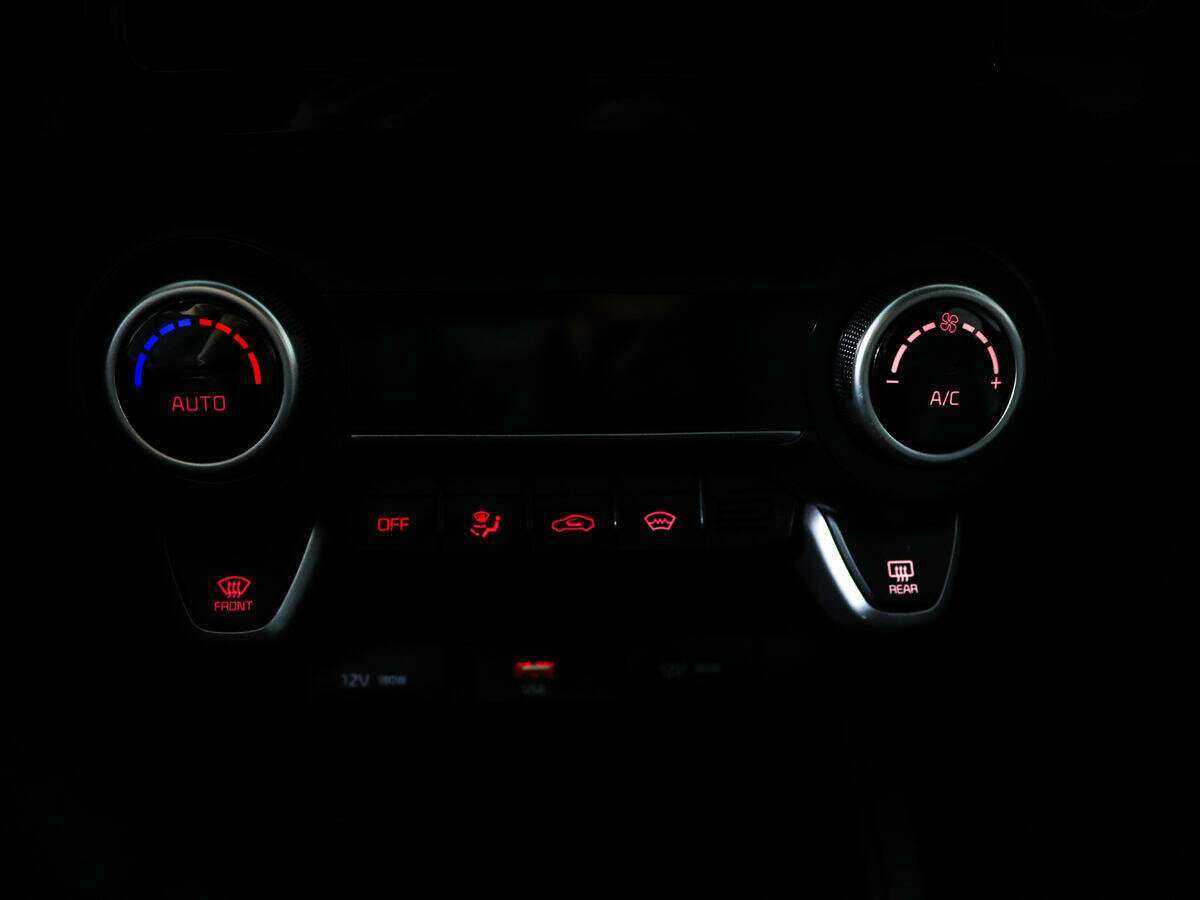 Kia Rio б/у, 2020, Автоматическая. Фото: #16