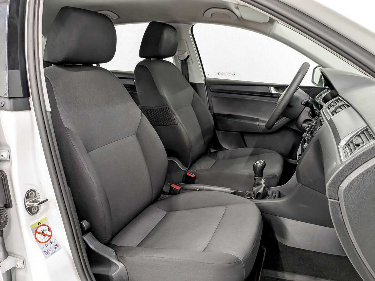 Skoda Rapid б/у, 2017, Механическая. Фото: #21