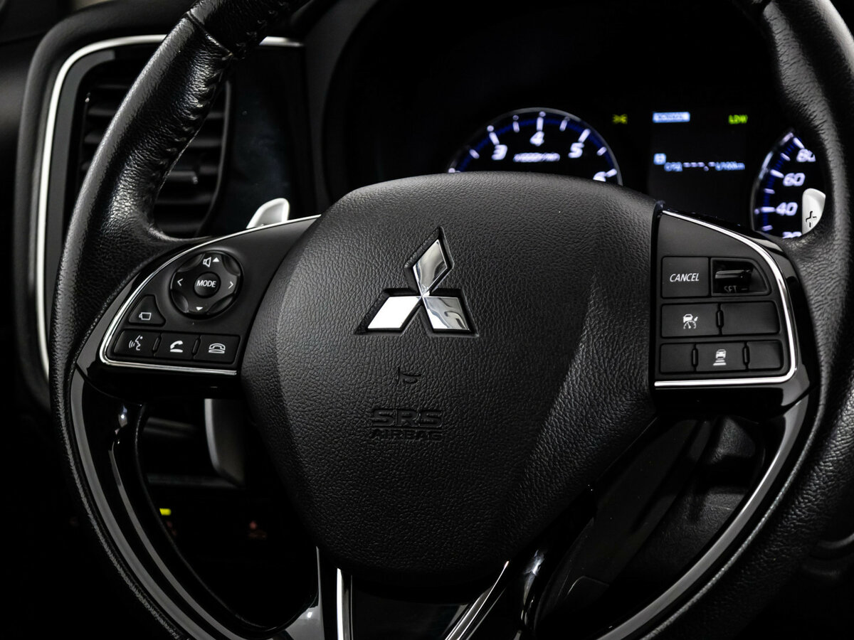 Mitsubishi Outlander б/у, 2018, Автоматическая. Фото: #8