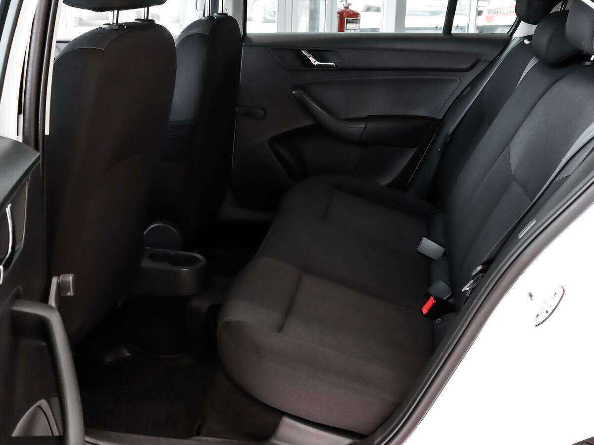 Skoda Rapid б/у, 2016, Автоматическая. Фото: #8