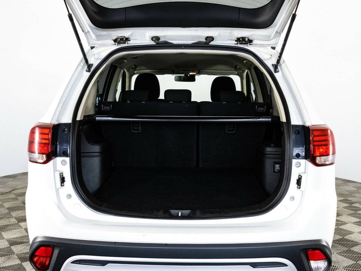 Mitsubishi Outlander б/у, 2019, Вариатор. Фото: #15
