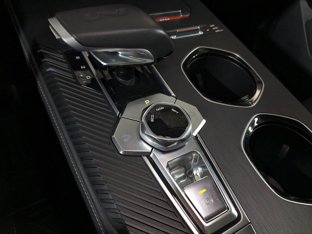 Changan UNI-K б/у, 2023, Автоматическая. Фото: #24