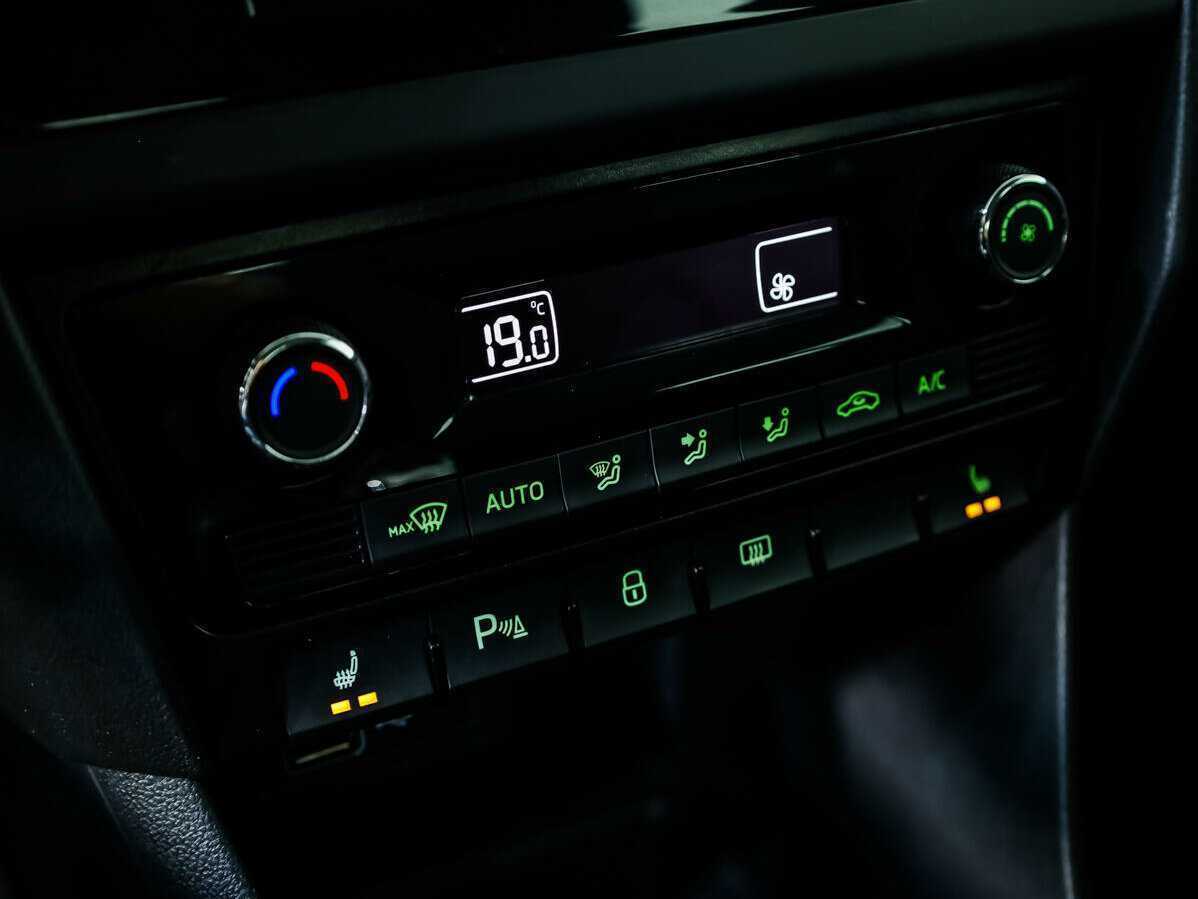 Skoda Rapid б/у, 2018, Роботизированная. Фото: #13