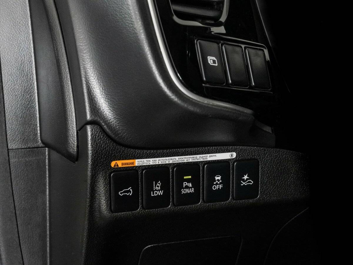 Mitsubishi Outlander б/у, 2017, Автоматическая. Фото: #13