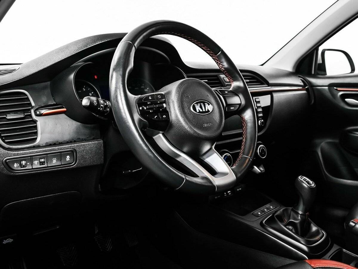 Kia Rio б/у, 2020, Механическая. Фото: #11