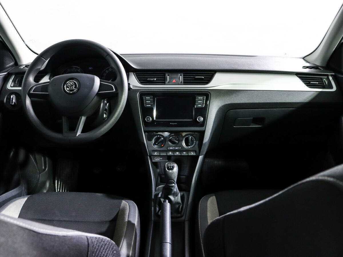 Skoda Rapid б/у, 2019, Механическая. Фото: #9