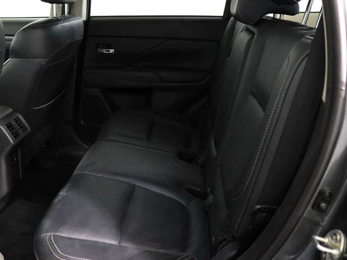 Mitsubishi Outlander б/у, 2019, Вариатор. Фото: #8