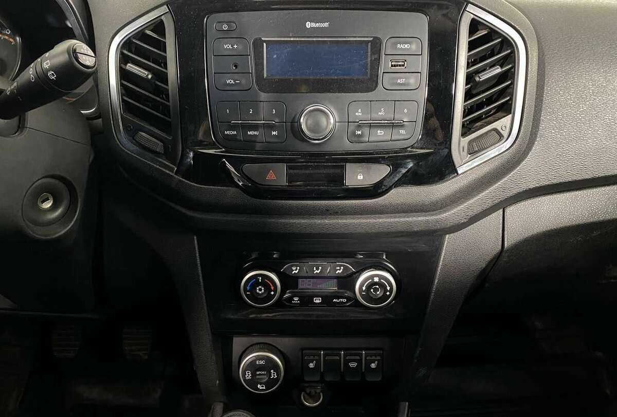 Volkswagen Passat б/у, 2017, Роботизированная. Фото: #6