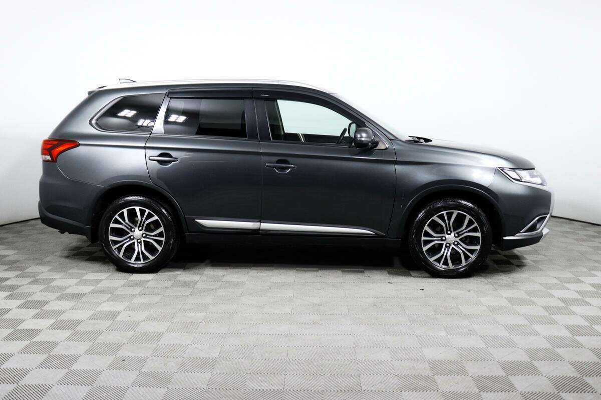 Mitsubishi Outlander б/у, 2018, Вариатор. Фото: #3