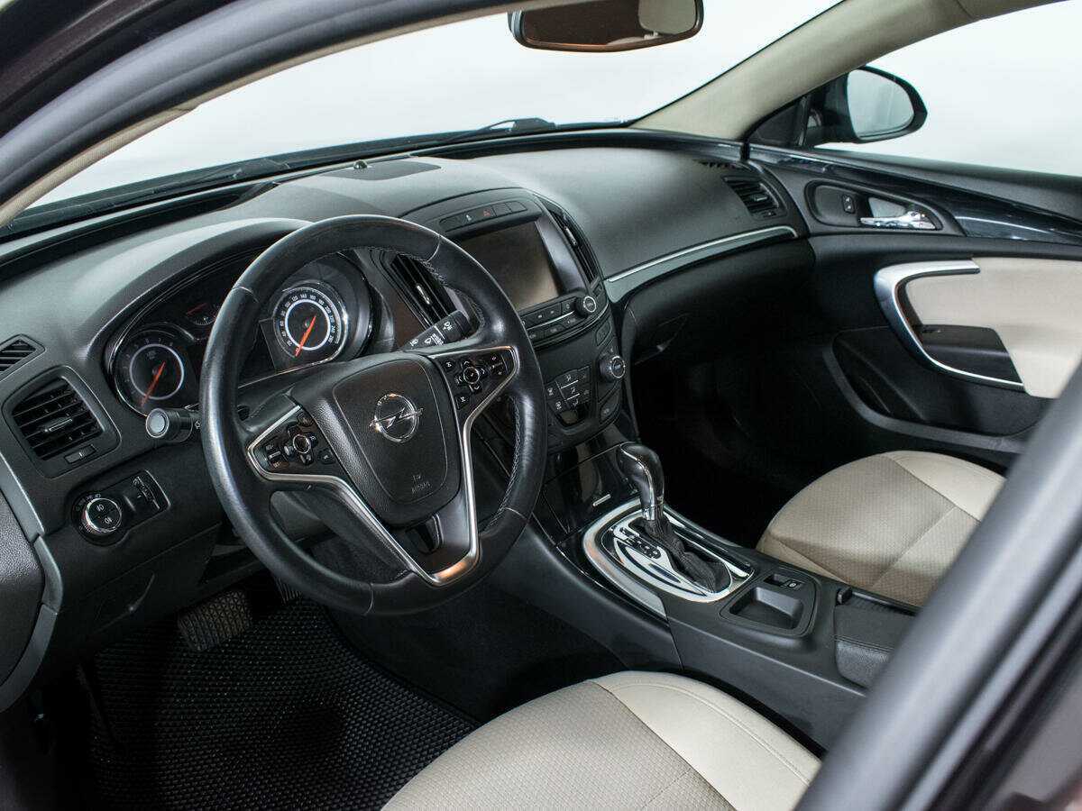 Opel Insignia б/у, 2014, Автоматическая. Фото: #12