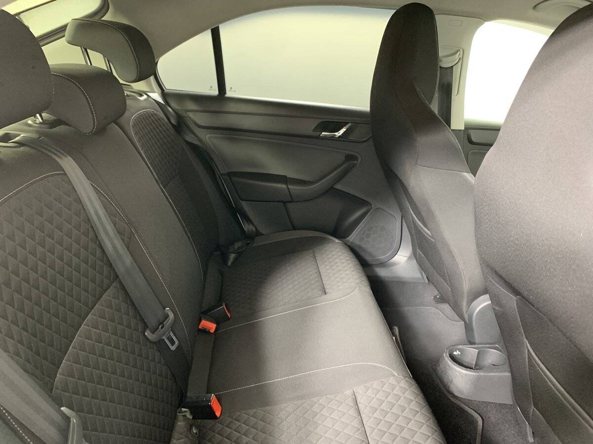 Skoda Rapid б/у, 2016, Роботизированная. Фото: #16