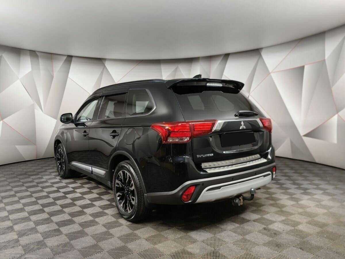 Mitsubishi Outlander б/у, 2022, Вариатор. Фото: #3
