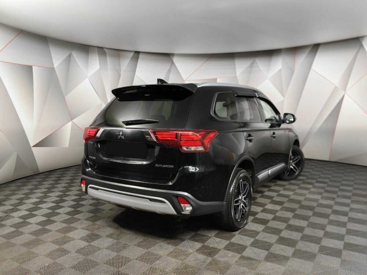 Mitsubishi Outlander б/у, 2019, Вариатор. Фото: #1
