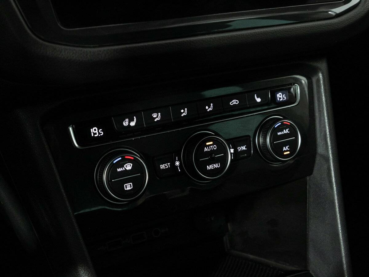 Volkswagen Tiguan б/у, 2019, Роботизированная. Фото: #18