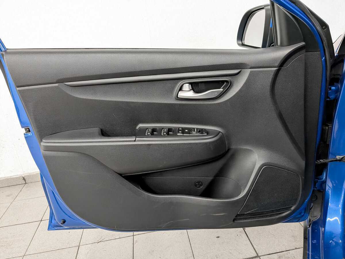 Kia Rio б/у, 2020, Автоматическая. Фото: #16
