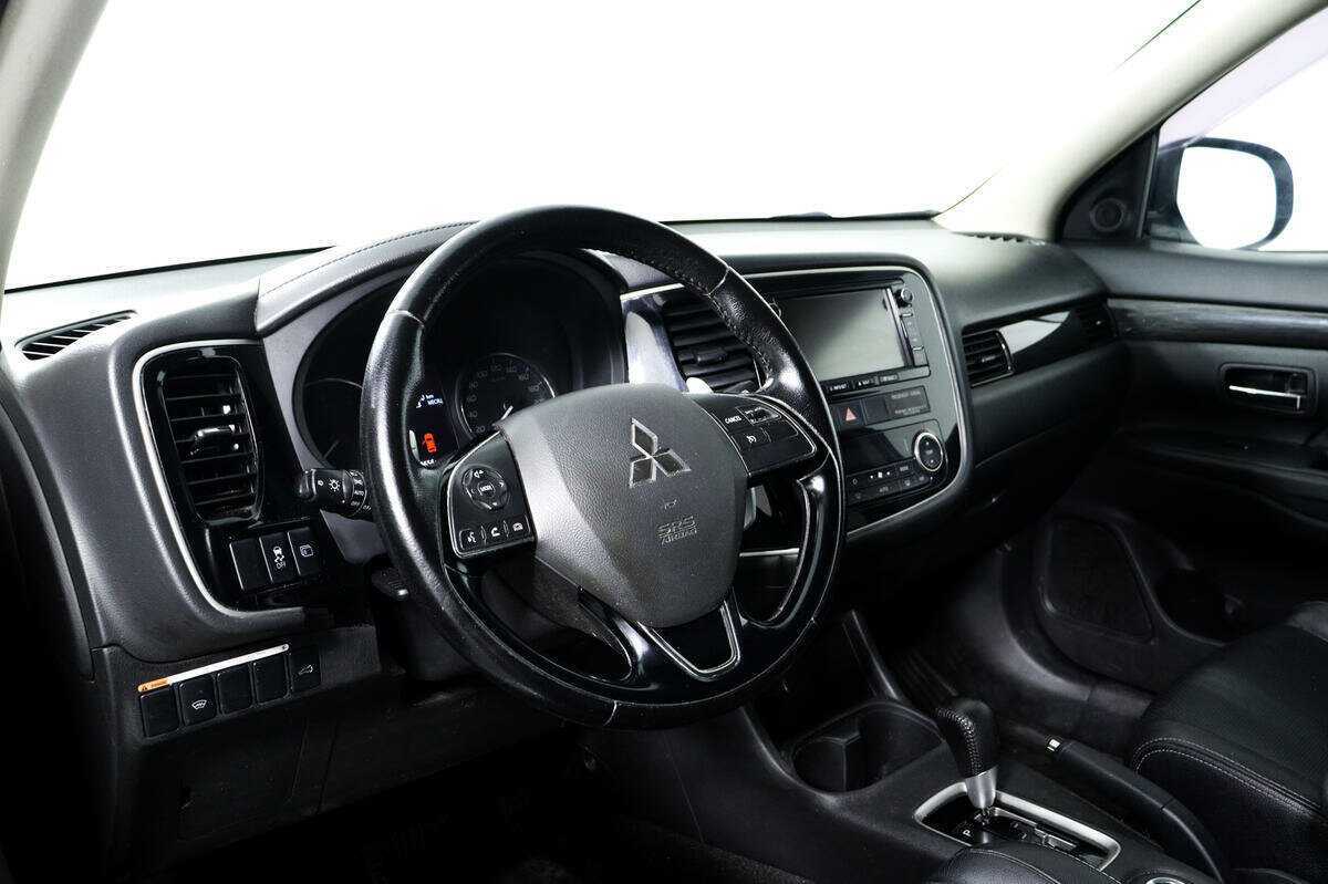 Mitsubishi Outlander б/у, 2016, Вариатор. Фото: #12