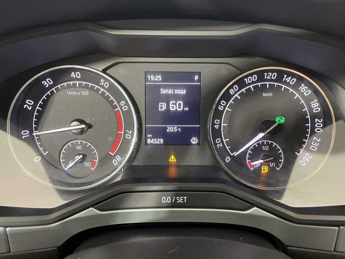 Skoda Superb б/у, 2018, Роботизированная. Фото: #10