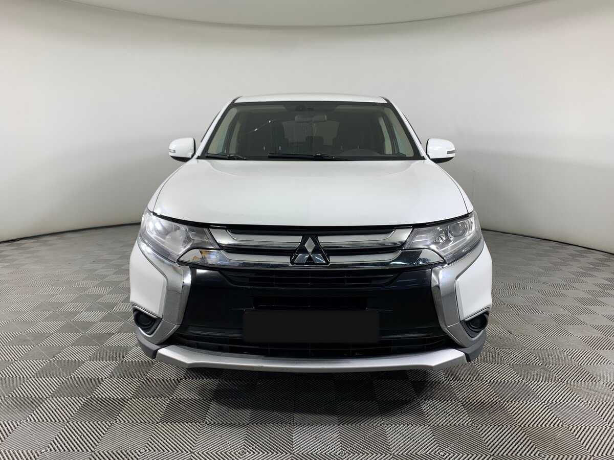 Mitsubishi Outlander б/у, 2017, Вариатор. Фото: #1