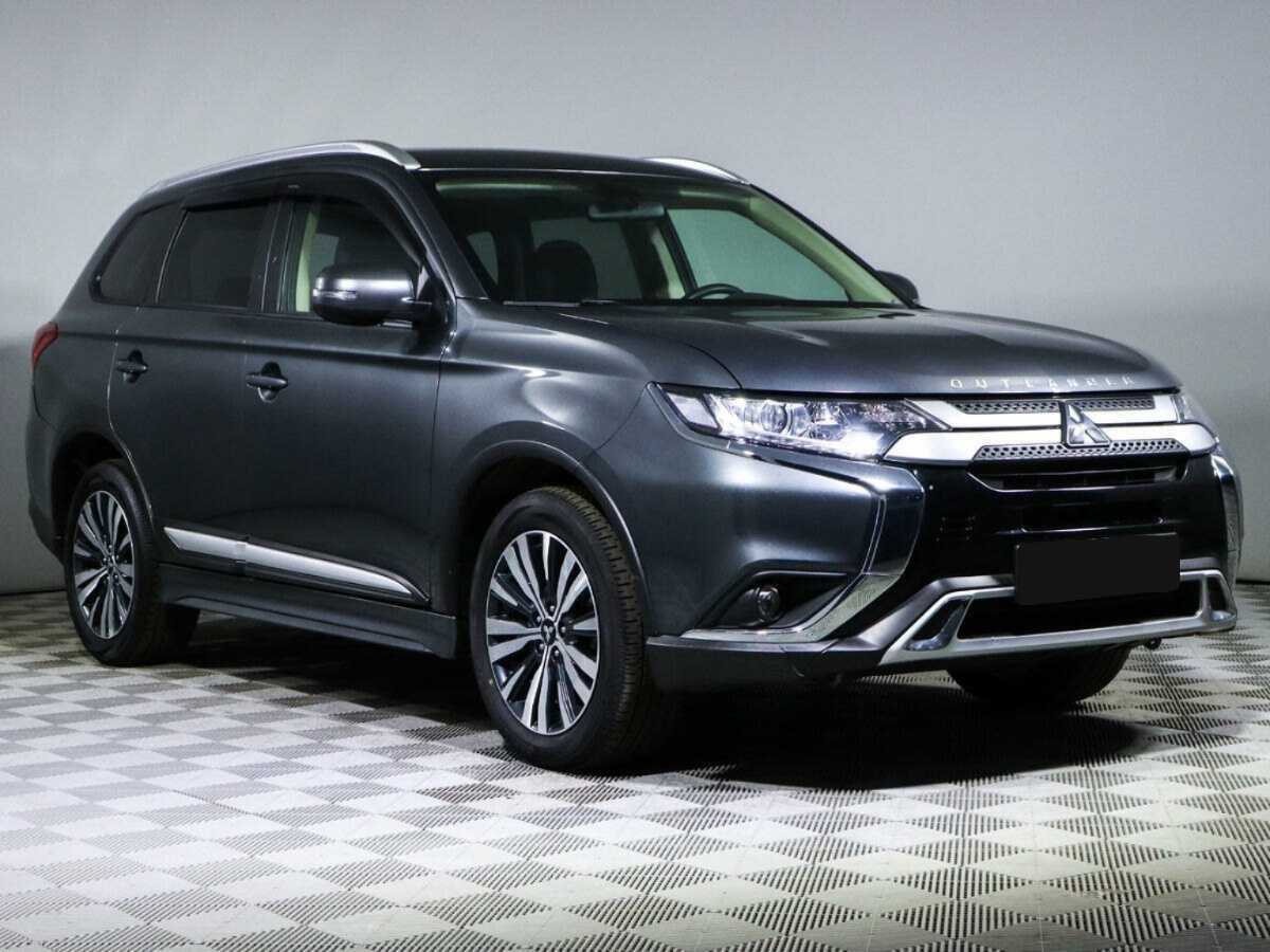 Mitsubishi Outlander б/у, 2020, Вариатор. Фото: #2