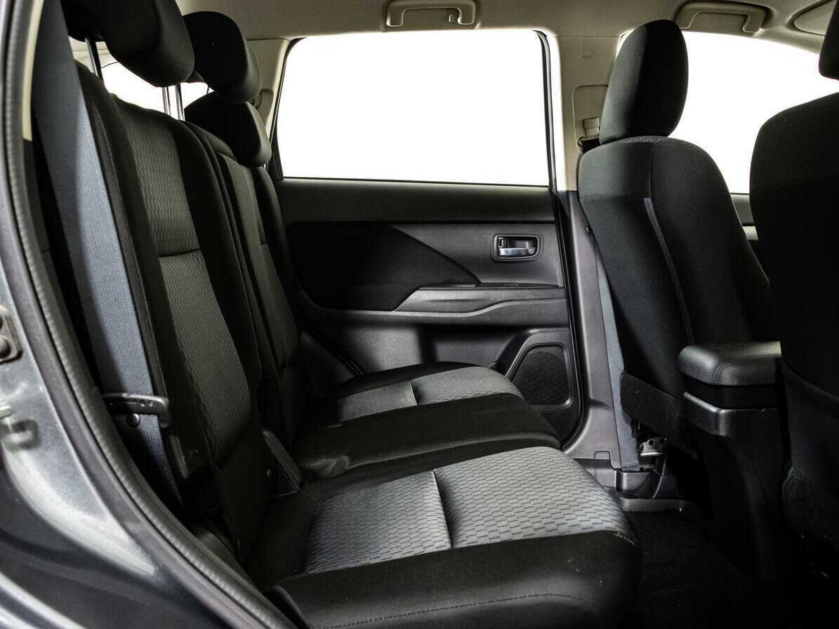 Mitsubishi Outlander б/у, 2014, Вариатор. Фото: #9