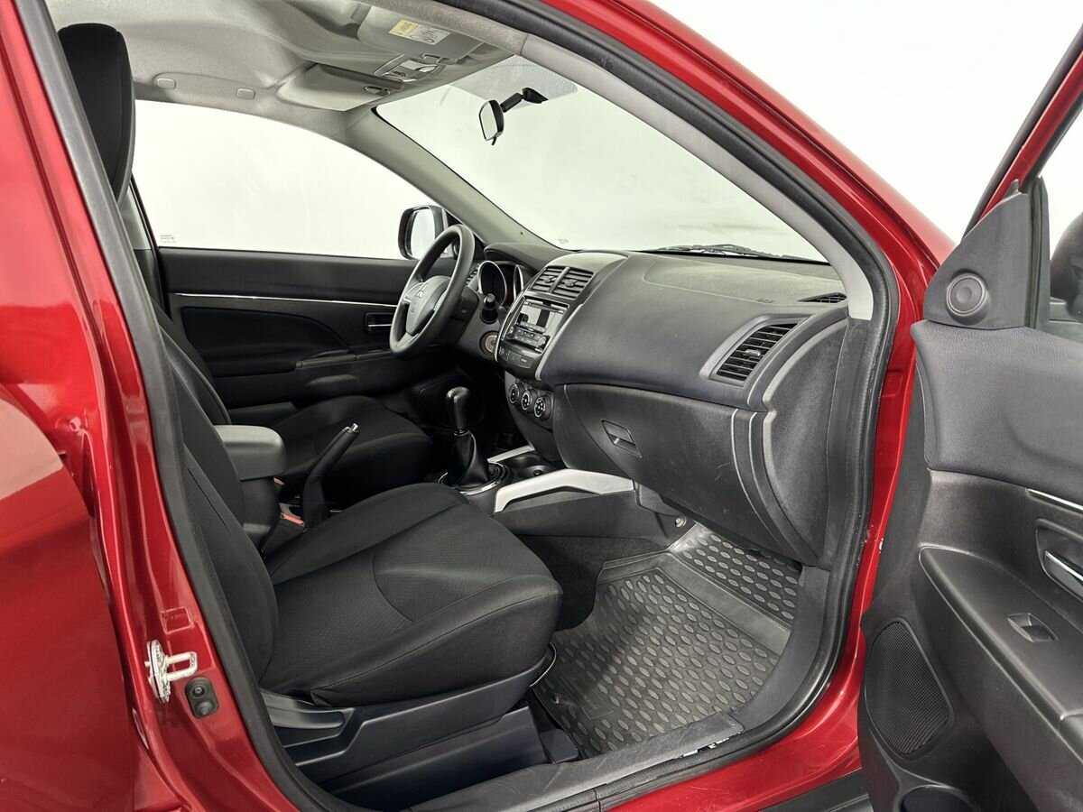 Mitsubishi ASX б/у, 2013, Механическая. Фото: #13