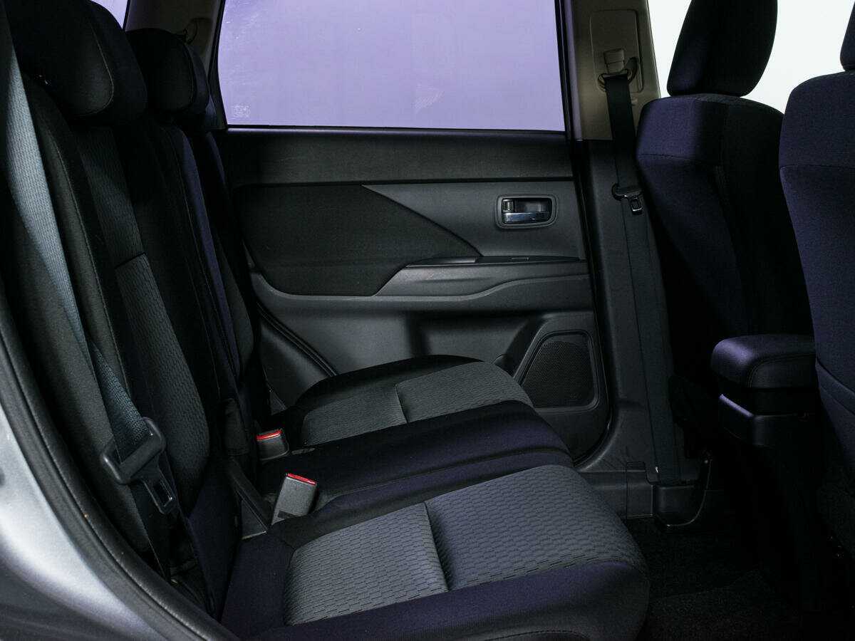 Mitsubishi Outlander б/у, 2012, Вариатор. Фото: #12