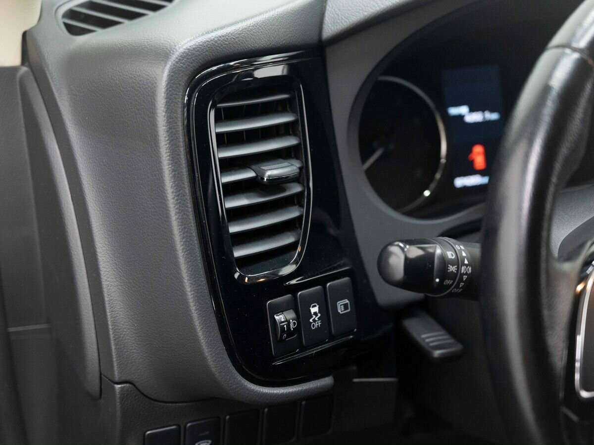 Mitsubishi Outlander б/у, 2016, Вариатор. Фото: #18