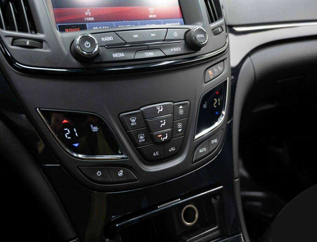 Opel Insignia б/у, 2013, Механическая. Фото: #23