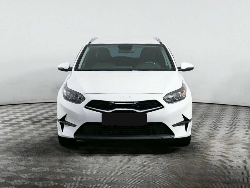 Kia Ceed б/у, 2022, Автоматическая. Фото: #1