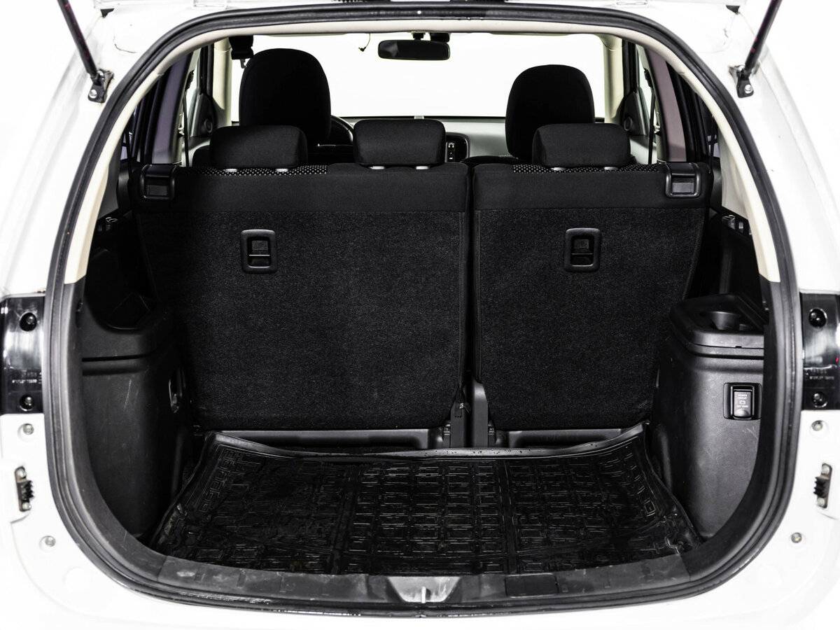 Mitsubishi Outlander б/у, 2018, Вариатор. Фото: #23