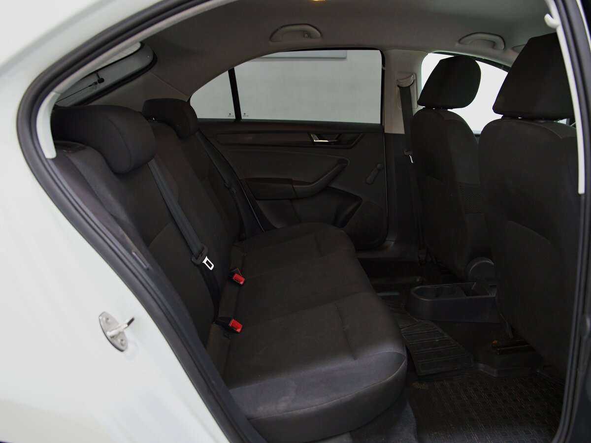 Skoda Rapid б/у, 2018, Механическая. Фото: #8