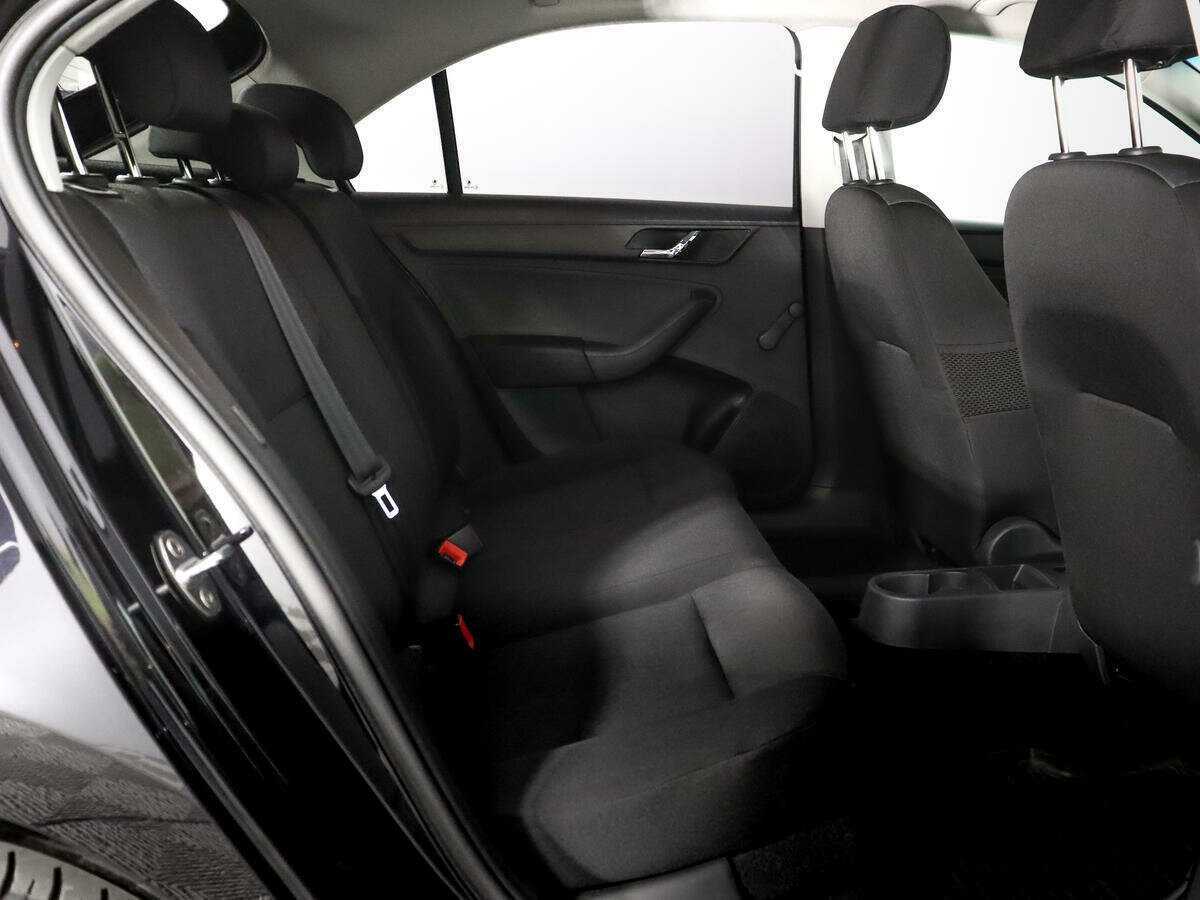 Skoda Rapid б/у, 2017, Механическая. Фото: #10