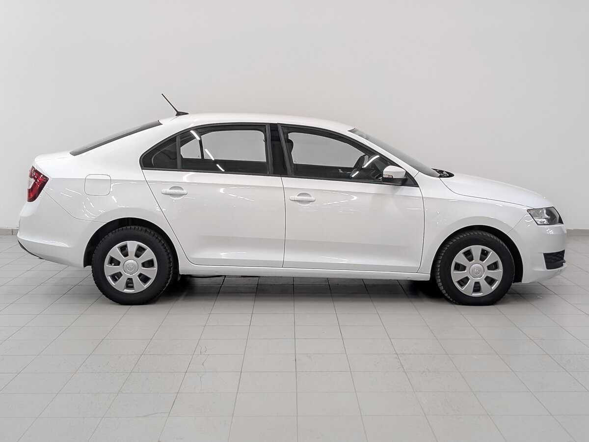 Skoda Rapid б/у, 2017, Механическая. Фото: #3