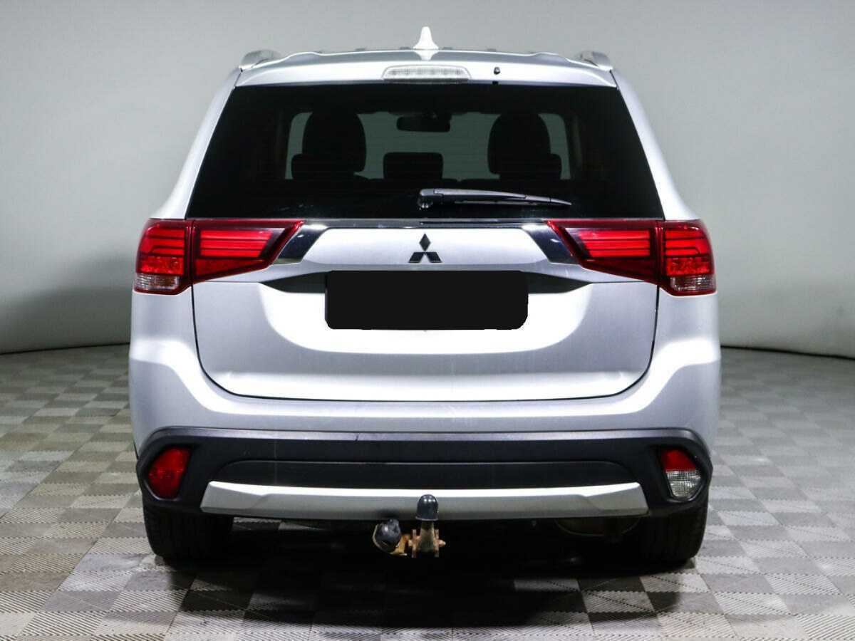 Mitsubishi Outlander б/у, 2017, Вариатор. Фото: #4