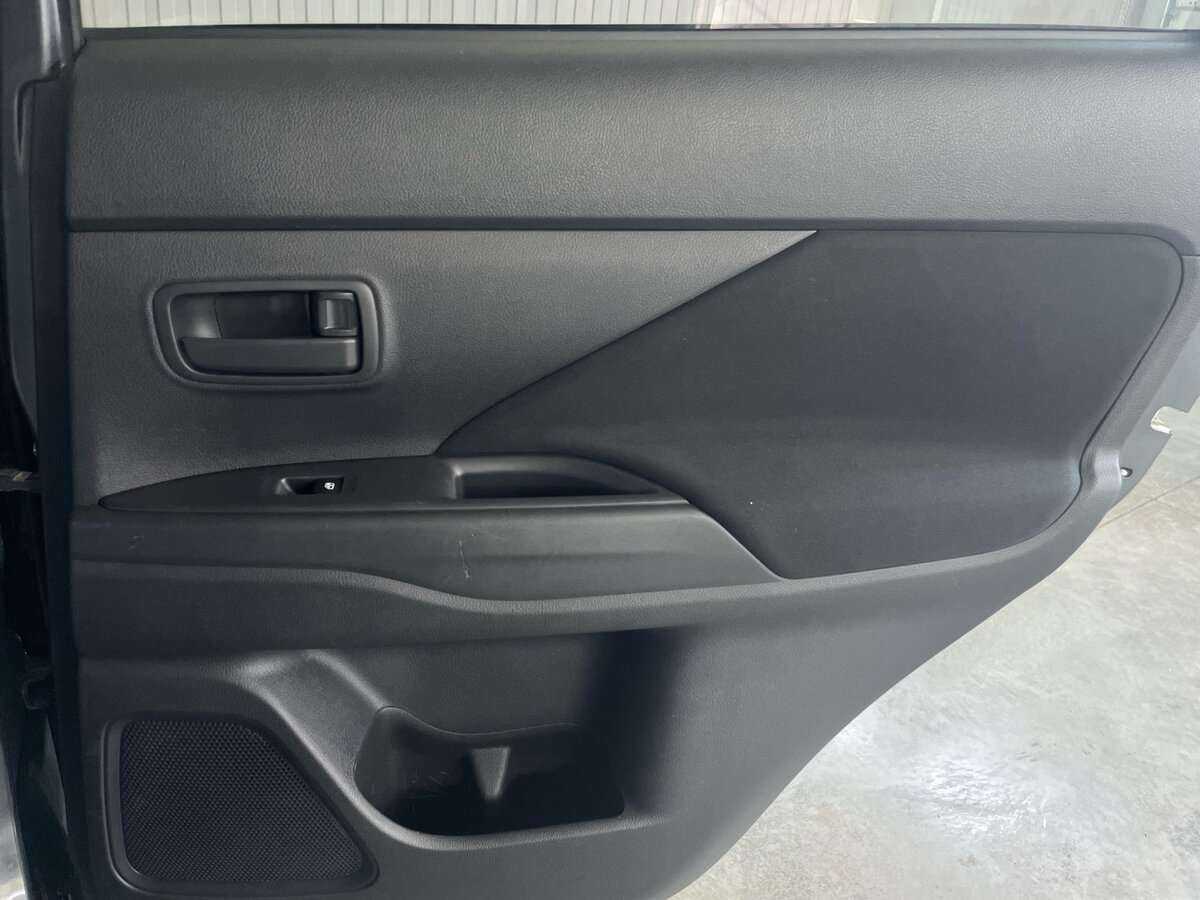 Mitsubishi Outlander б/у, 2018, Вариатор. Фото: #21