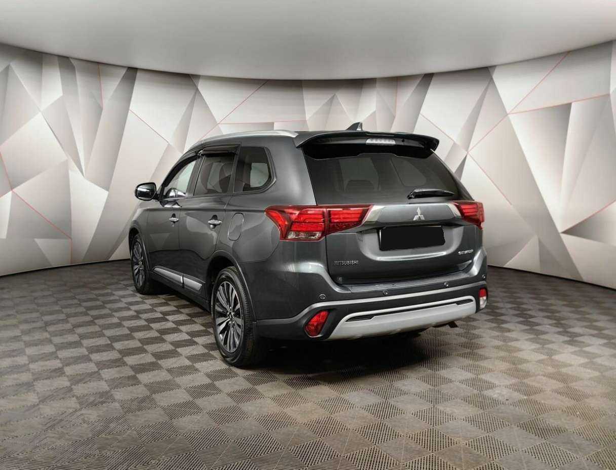 Mitsubishi Outlander б/у, 2019, Вариатор. Фото: #3