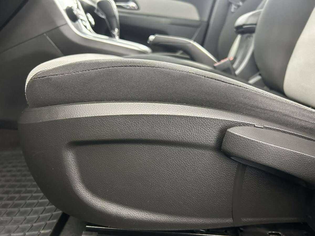 Chevrolet Cruze б/у, 2013, Автоматическая. Фото: #9
