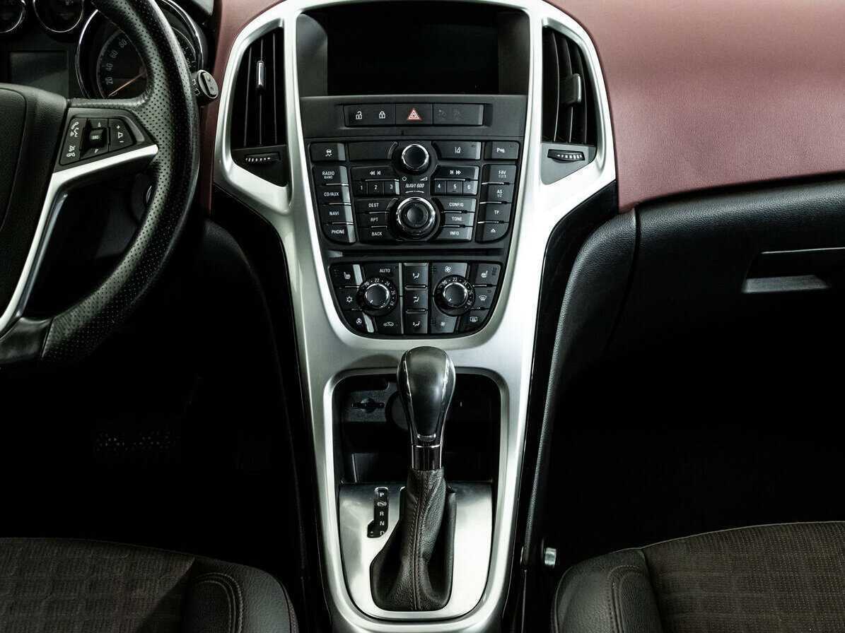 Opel Astra б/у, 2013, Автоматическая. Фото: #17