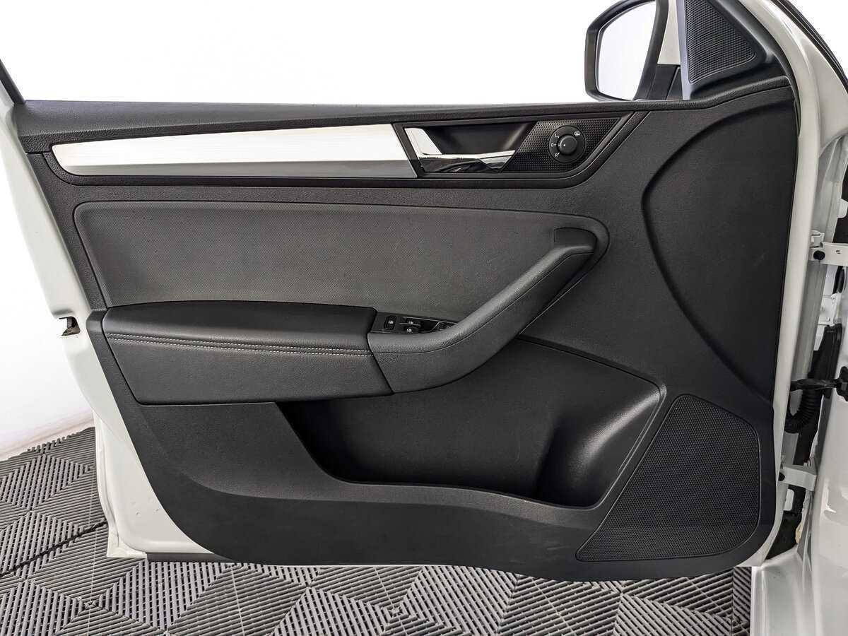 Skoda Rapid б/у, 2019, Механическая. Фото: #14