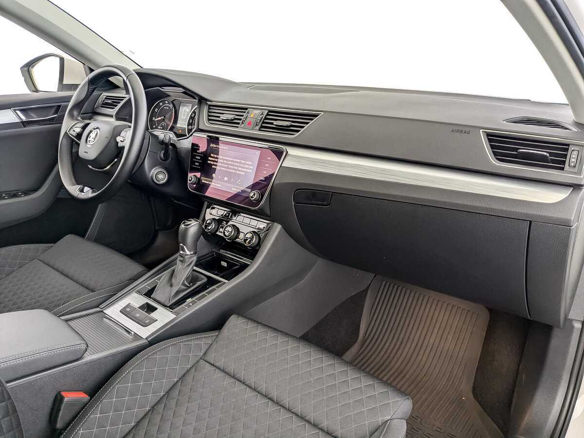 Skoda Superb б/у, 2021, Роботизированная. Фото: #8